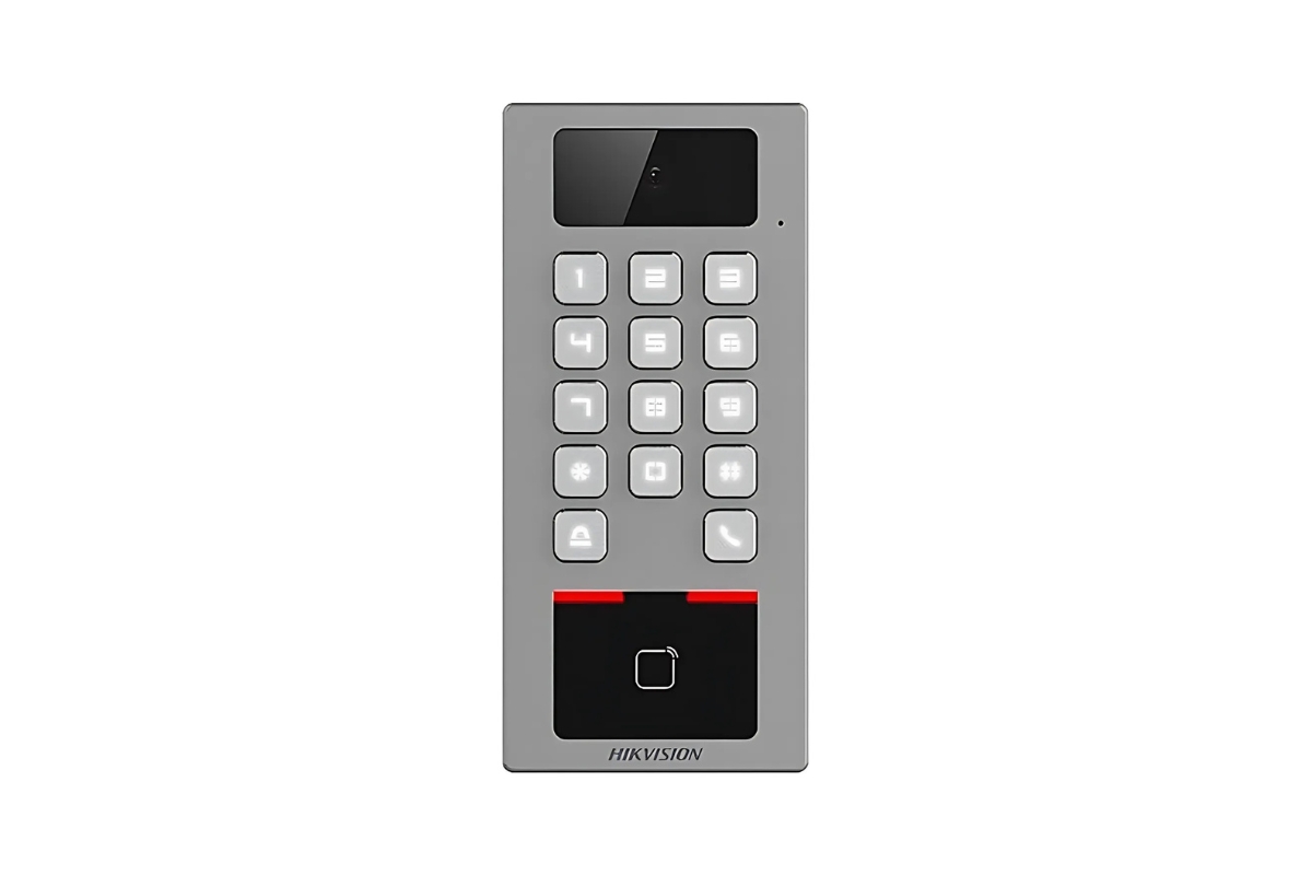 20001926 Terminal de contrôle d'accès Hikvision avec lecteur de carte intégré, clavier et prise en charge vidéo, IP65 & IK09